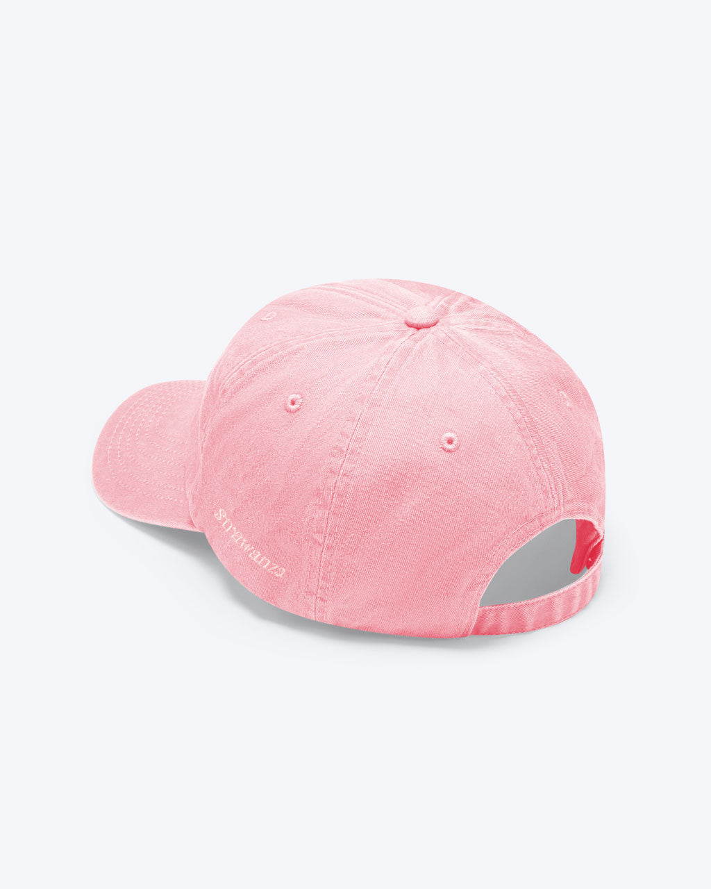Eine Vintage rosa bayerische Cap mit einem Ton in Ton gesticktem 