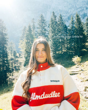 Almdudler x Strawanza Retro Fleece