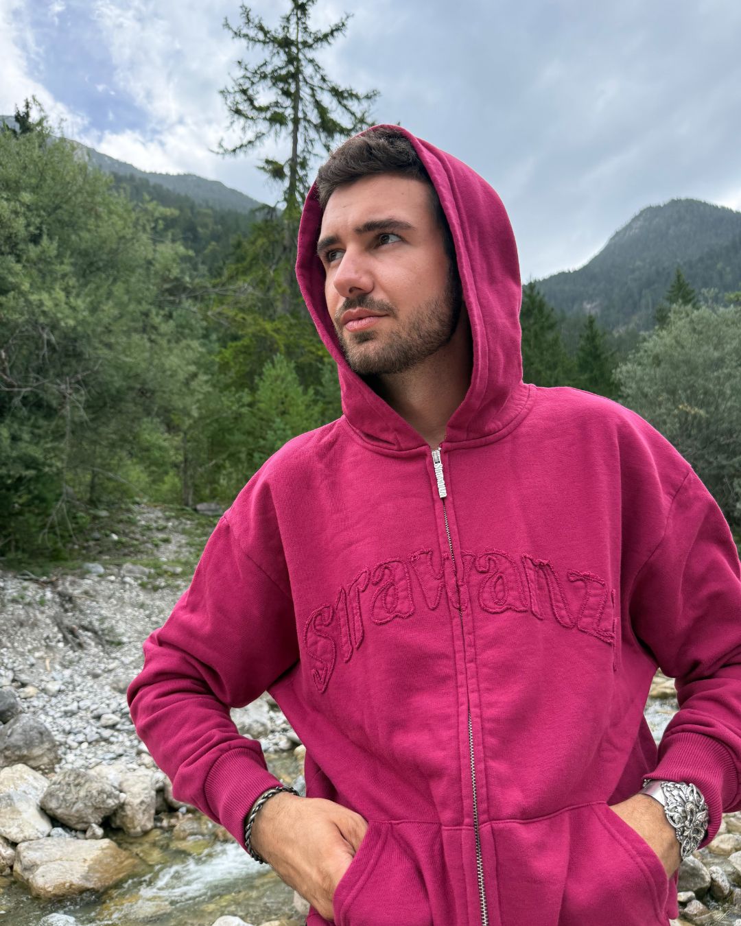 Strawanza Crew Zipper Kirschrot